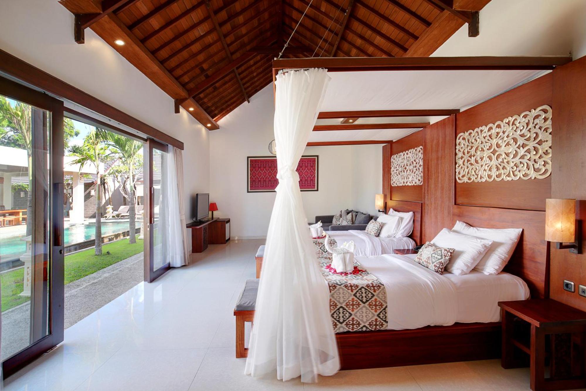 Lumbini Luxury And Jimbaran (Bali)